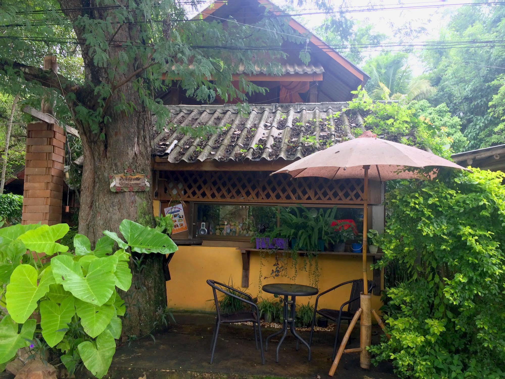 Misty View Guesthouse Pai Esterno foto